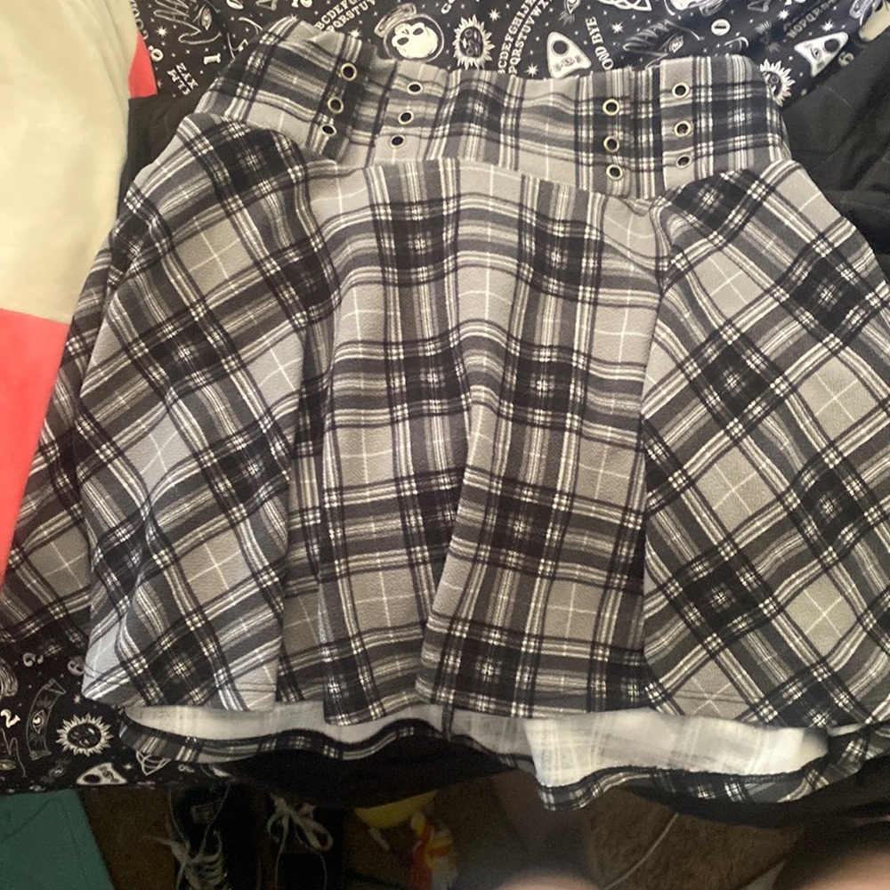 Hot topic skirt